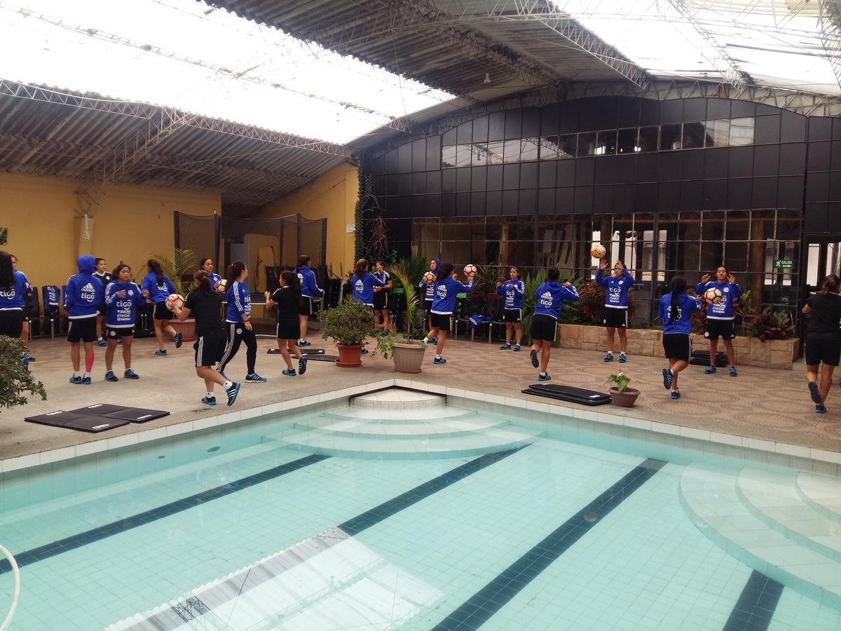 Hotel Bambu Riobamba Kültér fotó